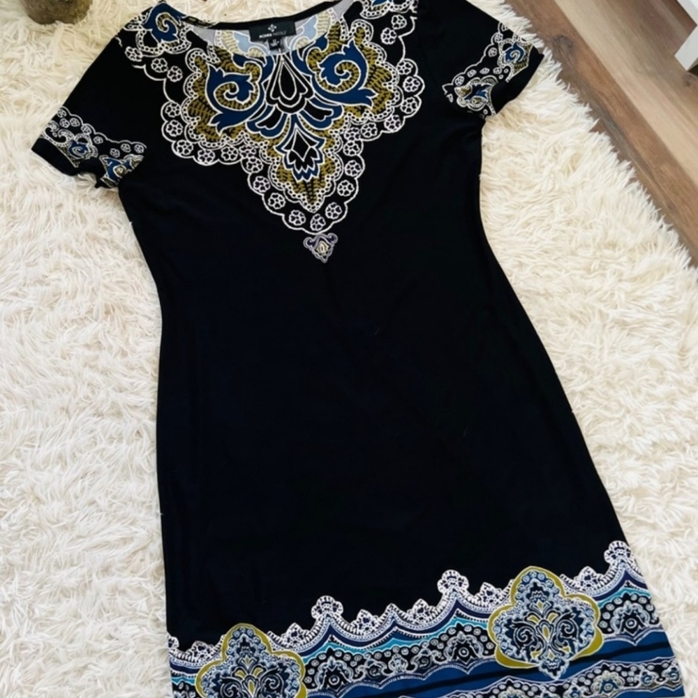 Ronni Nicole gorgeous shift dress